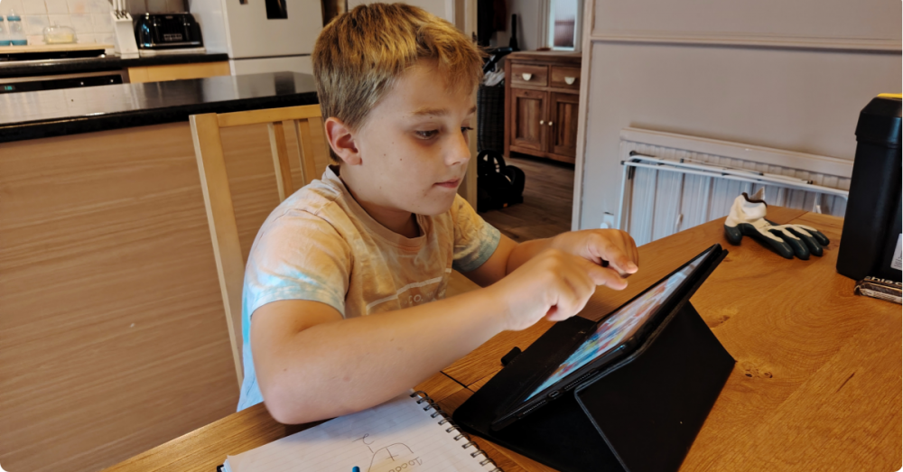 Screen Time vs Study Time: How to Help Your Child Balance Technology and Learning